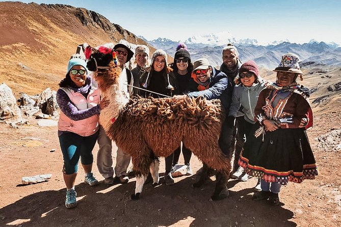 Private Palccoyo Rainbow Hike Without the Crowds - Cusco to Palccoyo: why this Rainbow Mountain day feels calmer