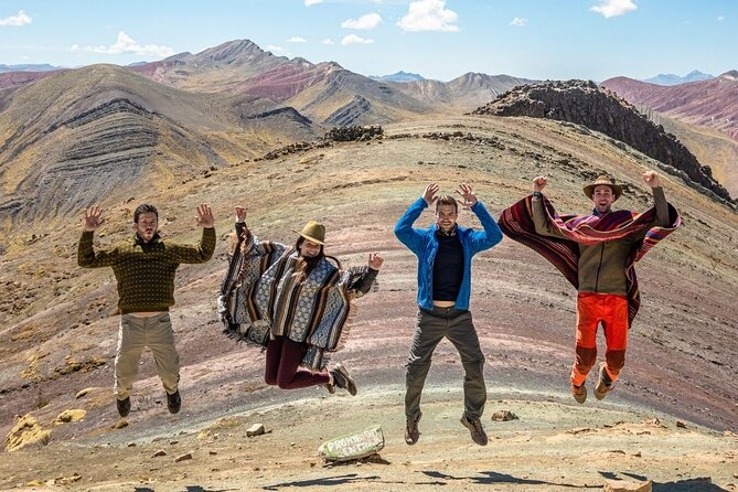 Private Palccoyo Rainbow Hike Without the Crowds - Who this Palccoyo rainbow hike suits best