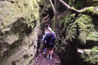 Private Singhampton Caves Hiking Tour, Collingwood/Blue Mountain - From the Meeting Point to the First Steps: What Your 3-Hour Plan Looks Like