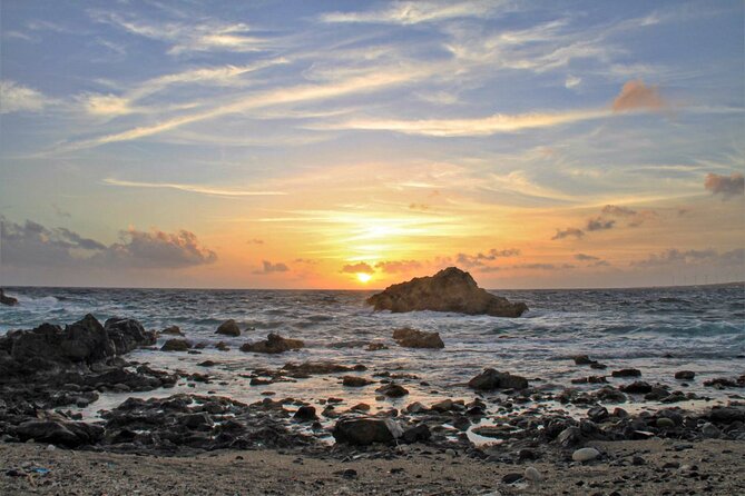 Private sunrise hike to Aruba's Natural Pool (Conchi) - Private guide in the dark: what safety really means here
