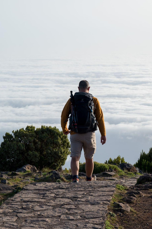 Private Sunrise Hike to Pico Ruivo with Hotel Pickup - Small rules that help the experience run smoothly