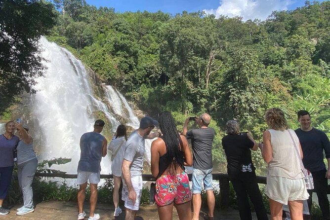 Private Tour to Doi Inthanon including Twins Pagodas and Hiking - Pha Dok Seaw Waterfall: Steps, Limited Access, and Deep-Jungle Feel