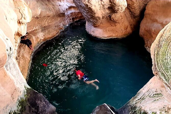 Private Tour Wadi Shab & Sinkhole Tour – Swim, Hike & Explore - Fins Beach: white sand, long pauses, and drying off like a pro