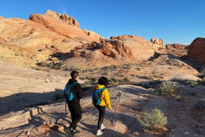 Private Valley of Fire Hiking and Sightseeing Adventure - Getting there: Las Vegas pickup and a smooth early departure