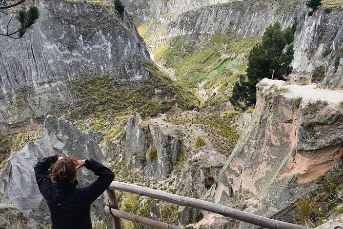 Quilotoa Cultural Hike - A long, scenic day from Quito to Laguna Quilotoa