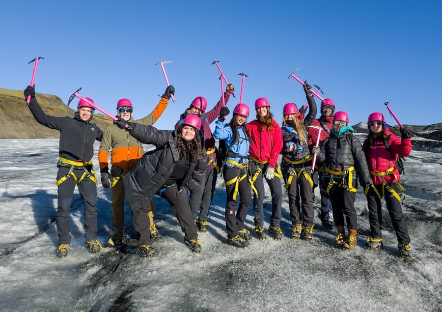 Reykjavík: Iconic Glacier Hike, South Coast & Waterfalls - Food, Timing, and Comfort on an 11-Hour Schedule