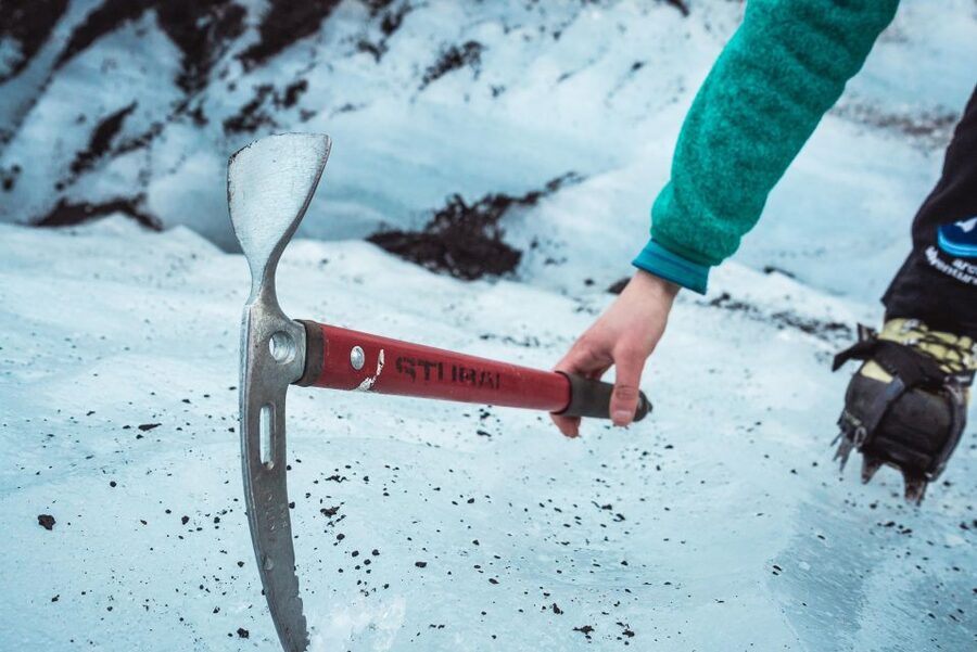 Reykjavík: Sólheimajökull Glacier Hike & Ice Climbing Intro - What to pack so you stay warm and steady