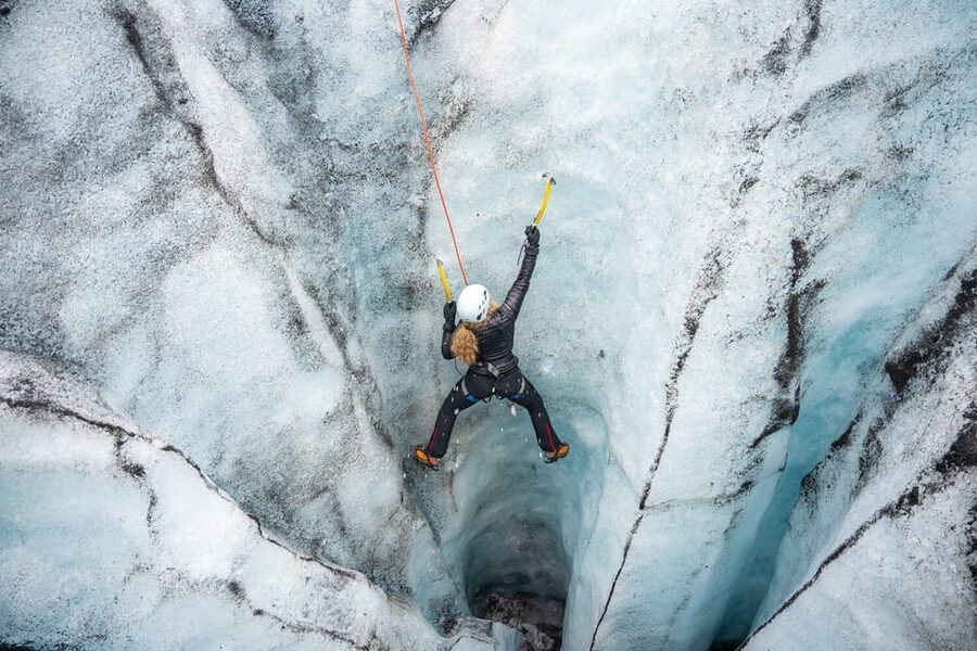 Reykjavík: Sólheimajökull Glacier Hike & Ice Climbing Intro - Learning to climb: the ice axe, the wall, and the technique