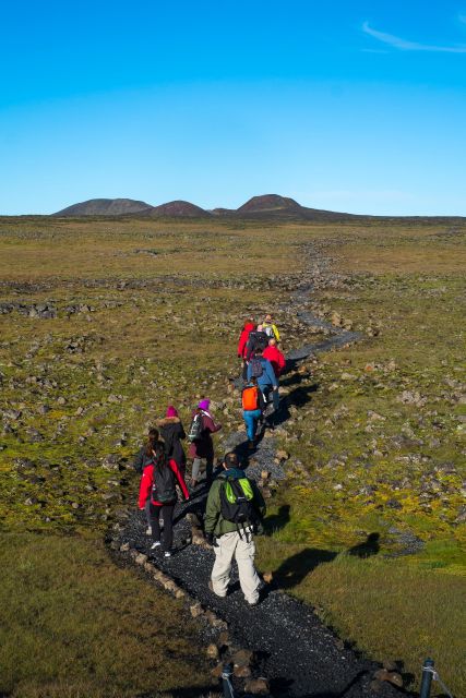 Reykjavik: Thrihnukagigur Volcano Guided Hiking Day Trip - Getting to Bláfjöll From Reykjavik: The Meeting Point Matters