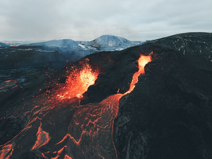 Reykjavík: Volcano Eruption Site and Reykjanes Hiking Tour - Your 9-hour game plan from Reykjavik