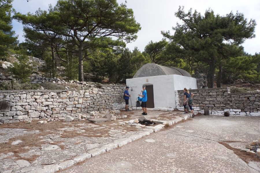 Rhodes: Hiking Tour to the Summit of Akramitis with Photos - The push to the summit: where effort turns into names and views