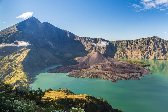 Rinjani Trekking Three Days Two Night Summit Lake - Key things I’d circle before you book