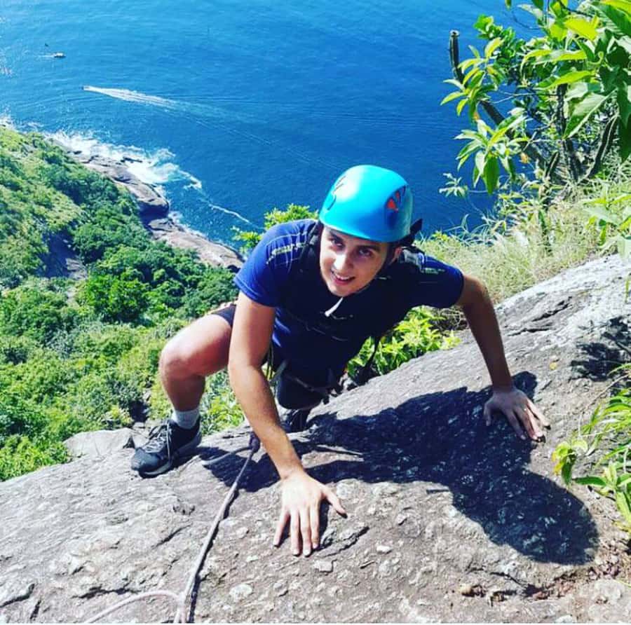 Rio De Janeiro: SUGARLOAF MOUNTAIN HIKE & CLIMB - Sugarloaf Mountain on foot: what this hike-and-climb really is