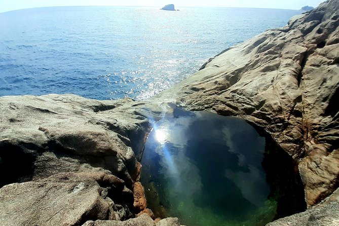Rock Pool, dreamlike & unique experience | Mahé | Private hike | - Ros Sodyer’s Rock Pool: the “why” behind the effort
