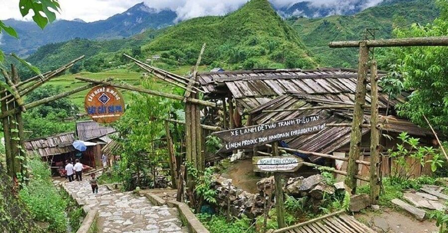 Sa Pa: Half-Day Cat Cat Village Hike to Meet H'mong People - Cat Cat Village in Sa Pa: why this route feels different