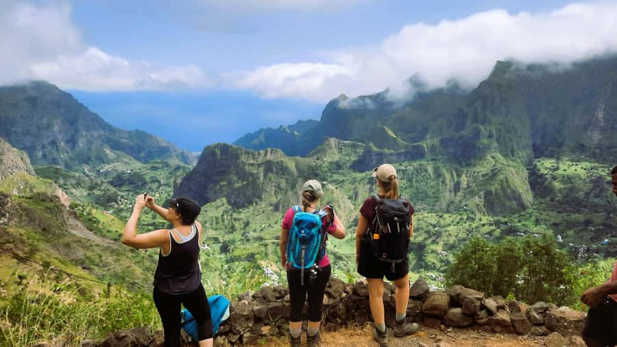 Santo Antão: Hiking Cova Volcano Crater to Ribeira Paúl - Safety and weather: wind, rockfall risk, and how to prepare