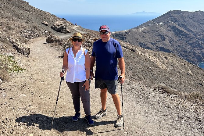 Santorini's Famous Fira to Oia Hike: A Private tour Adventure - Oia’s finish: narrow lanes, sunset energy, and Ammoudi Bay options