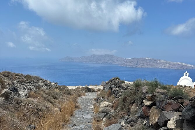 Santorini's Famous Fira to Oia Hike: A Private tour Adventure - Fira: where the hike begins with caldera views and city energy