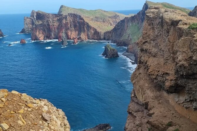 Scenic Hiking and Rum Tasting Experience - Ponta de São Lourenço: dramatic cliffs to close the day