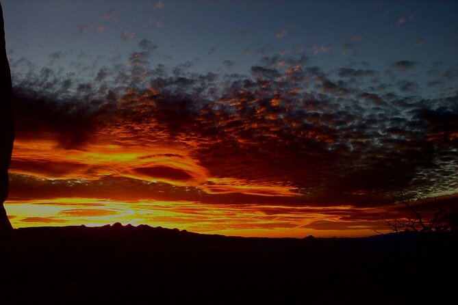 Sedona Dark Sky Sunset & Night Hike With a Private Guide - The Gear Makes the Night Hike Feel Manageable