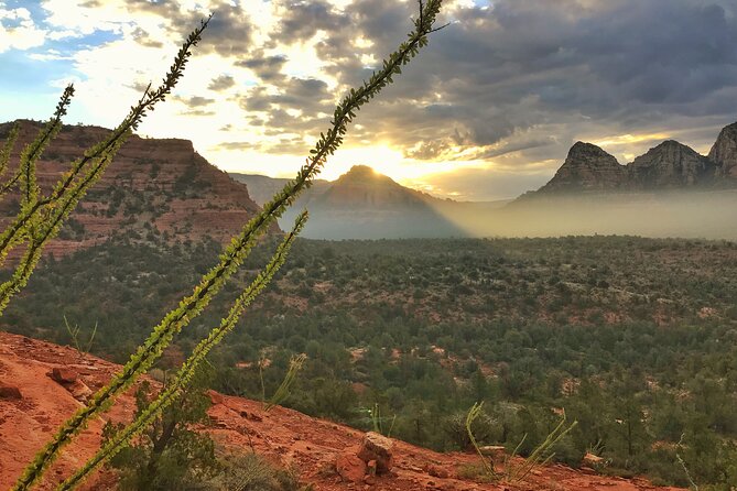 Sedona Sacred Canyons Loop Hike With a Private Guide - Gear included: you’ll thank yourself for packing the right things (or not packing at all)