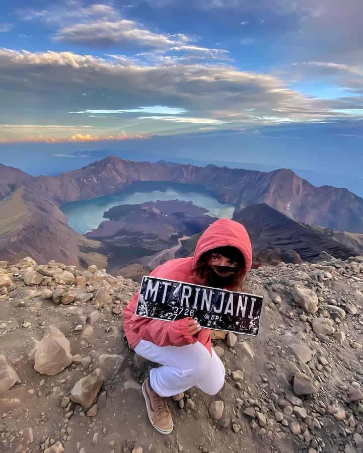 Sembalun/Senaru: Mt. Rinjani Summit 2-Day Trekking Tour - Day 2: 1:30 a.m. wake-up and the summit in the dark