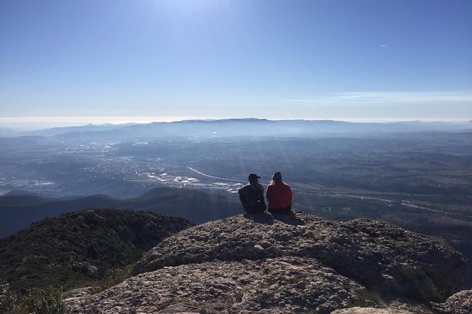 Semi-Private Montserrat Monastery & Hiking Experience - The return to Barcelona: air-conditioned relief and a smooth finish
