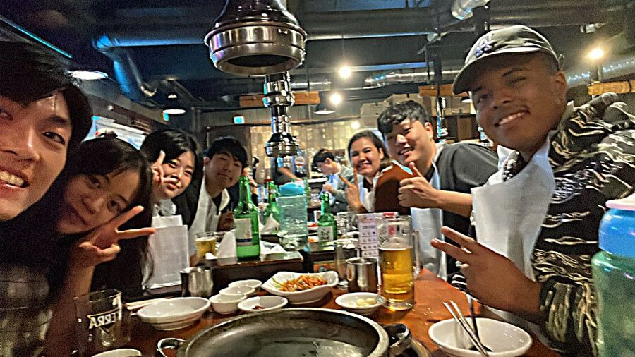 Seoul: Guided City Wall Sunset Hike with Korean Dinner - The Naksan Park portion: a 2 km walk with a real-city view