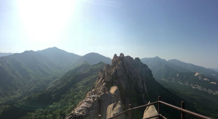 Seoul: Mt Seorak + Naksansa Temple or Nami Island Group Tour - Should You Book This Mt Seorak Day Tour?