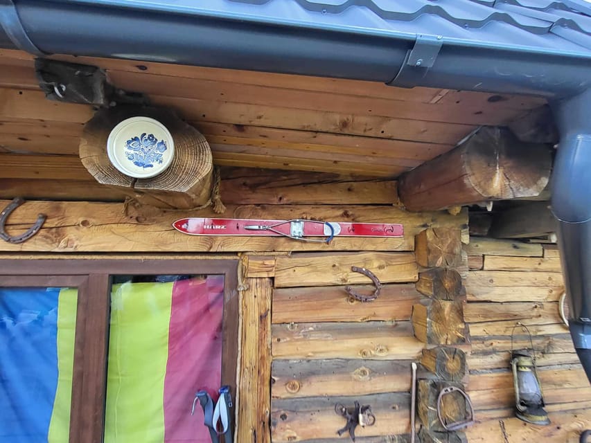 Sibiu: Cindrel Mountains Hike with Traditional Brunch - How to prepare: the essentials that keep the day comfortable