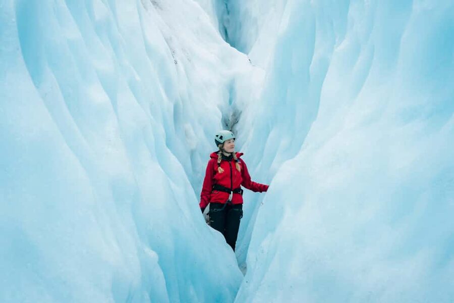 Skaftafell: Blue Ice Maze Glacier Hike on Vatnajökull - Getting to the ice: Skaftafell base camp to Falljökull by 4x4