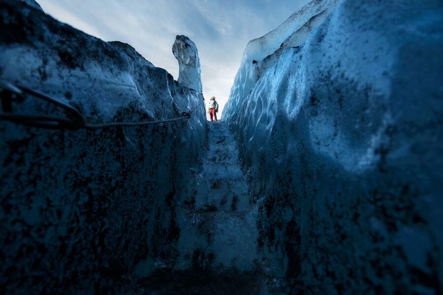 Skaftafell: Ice Cave Tour and Glacier Hike - The park briefing and how guides set you up safely