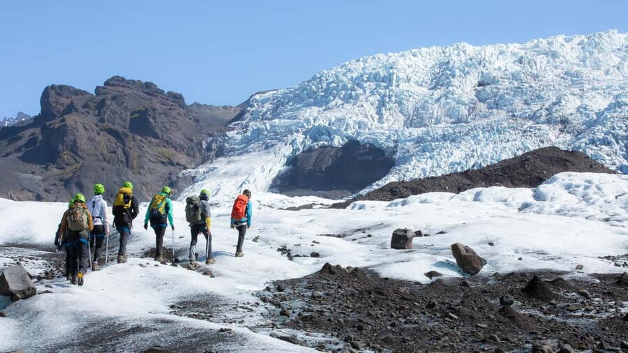Skaftafell National Park: Falljokull Glacier Easy Hike - Bus ride and safety briefing: the part that makes the rest worth it