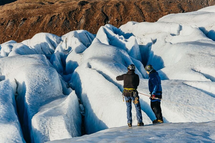 Skaftafell National Park: Falljokull Glacier Easy Hike - What to wear and bring: simple checklist that prevents problems