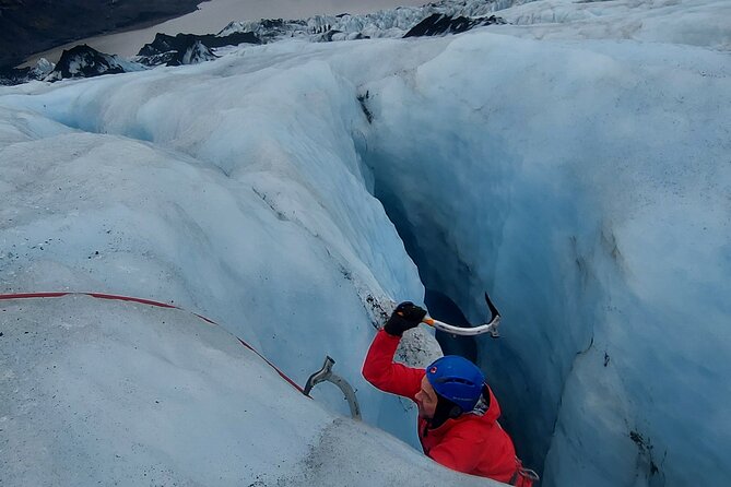 Small-Group Ice Climbing and Glacier Hiking in Solheimajokull - The view factor: you climb close to Iceland’s ice reality
