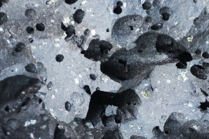 Small Group Volcano Hike with a Professional Geologist - What’s included (and what isn’t): pack like a local who hates suffering