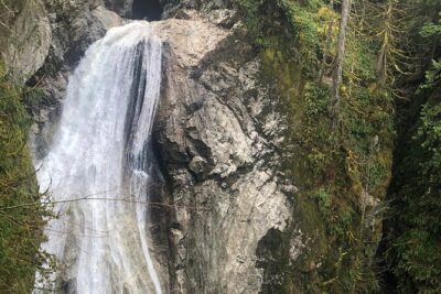 Snoqualmie falls and Twin Falls Hike - Stop 1: Snoqualmie Falls rainforest hike and your two distance choices