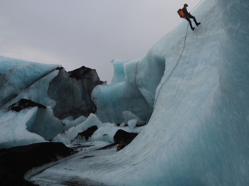 Sólheimajökull Ice Climb and Glacier Hike - Safety briefing: where nerves get managed