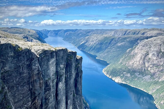 Stavanger: Kjerag Hike with Guide and Transportation - Three climbs, alpine valleys, and a water refill in the mountains