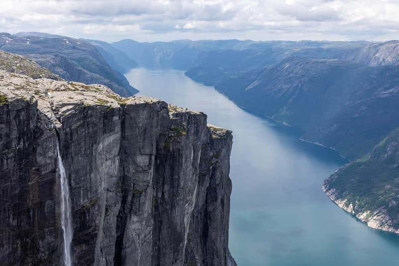 Stavanger: Kjerag Summer Hike with Packed Lunch - Getting back down: the return hike and how long it really takes