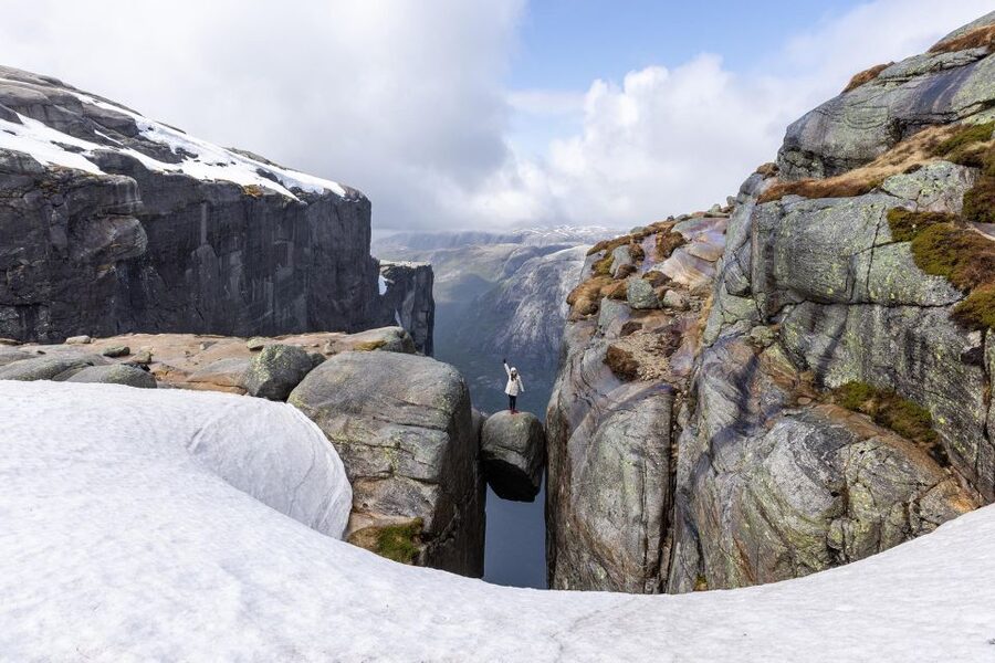 Stavanger: Off-Season Hike to Kjerag + Packed Lunch - Coming back down to Stavanger with daylight on your side