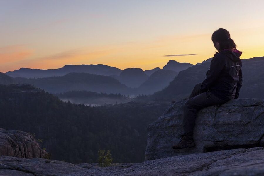Stavanger: Preikestolen Sunrise Hike with Breakfast Buffet - The sunrise hike itself: 4 km each way, 500 m of uphill effort