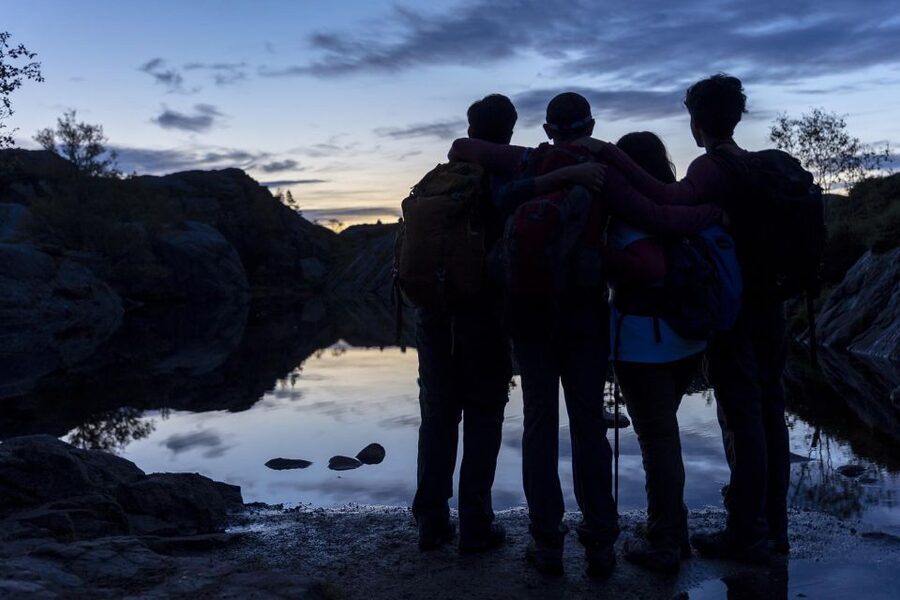 Stavanger: Preikestolen Sunrise Hike with Breakfast Buffet - Reaching Preikestolen: the 604 m cliff edge moment