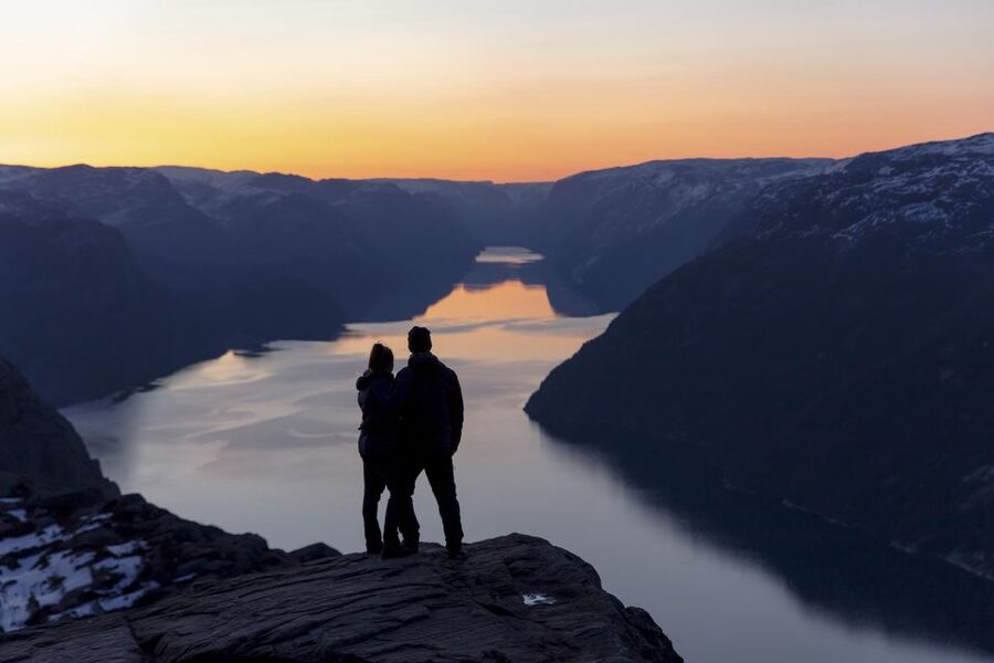 Stavanger: Preikestolen Sunrise Hike with Breakfast Buffet - Stavanger pickup to the trailhead: how the morning gets timed right