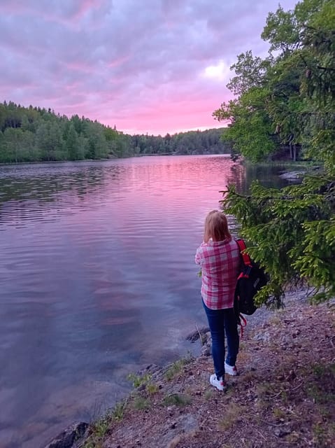 Stockholm: Sunset Hike in Tyresta National Park with Meal - Getting the right footwear: uneven ground, water, and bug season
