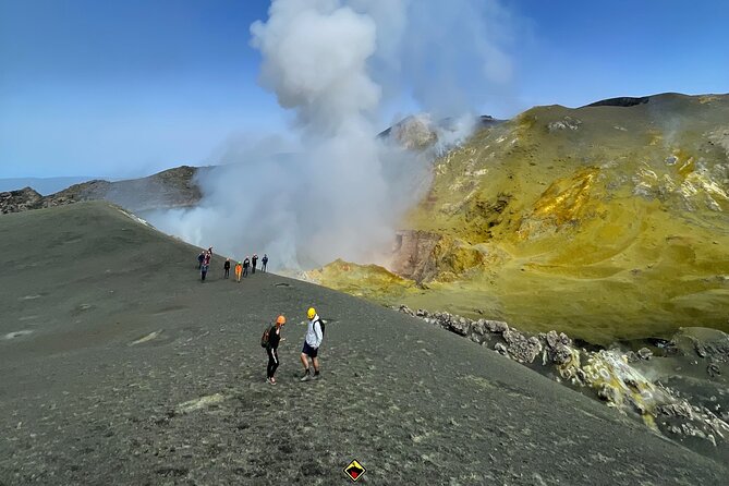 Summit Etna North 3380mt: 4x4 and trekking - Who this tour is perfect for (and who should skip it)