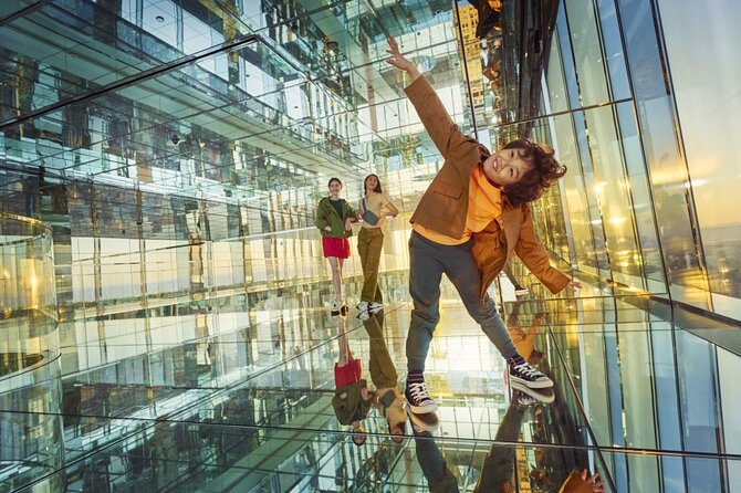 SUMMIT One Vanderbilt Skip-the-Line Premium Experience with Tour - The complimentary digital photo package: useful, with one caveat
