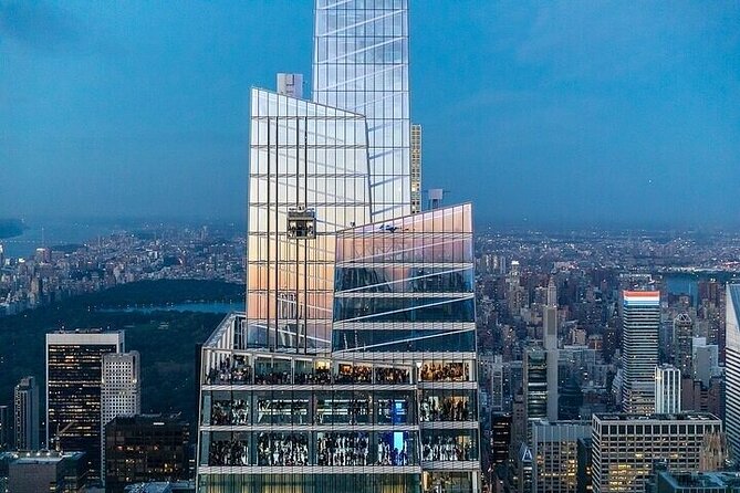 SUMMIT One Vanderbilt Skip-the-Line Premium Experience with Tour - What to wear and bring: the mirror-floor rules that affect your comfort