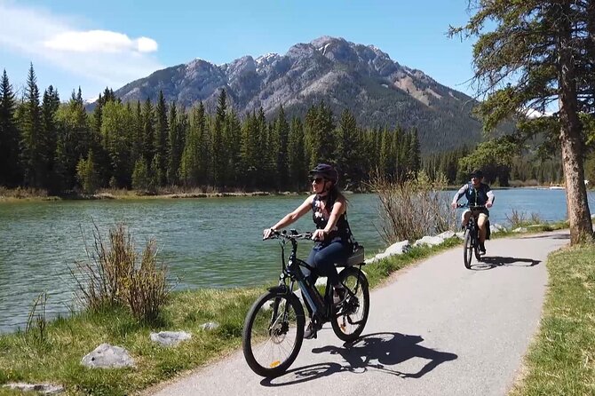 Sundance Canyon eBike and Hike Guided Tour - Guides make the day safer and more fun