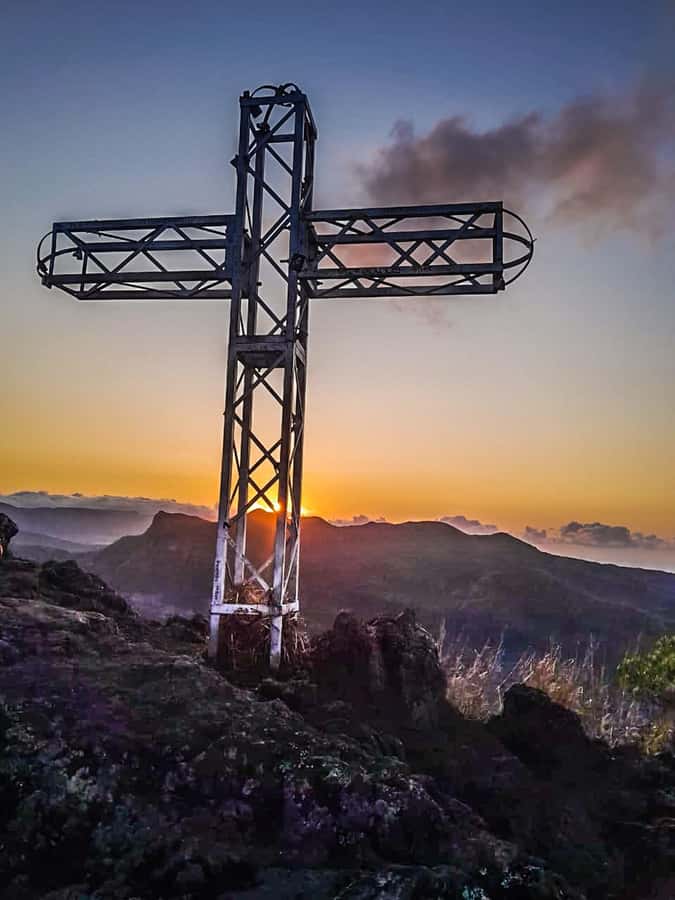 Sunrise hike at Le Morne Brabant with Local Guides (UNESCO) - Key Things I’d Prioritize